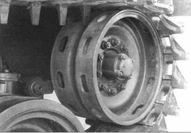 Направляющее колесо ходовой части танка М41 Модернизация танков М41 На - фото 21