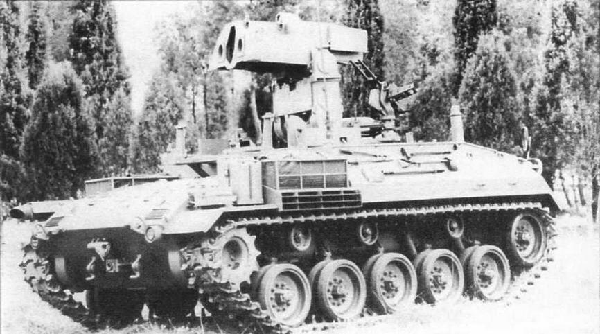 Прототип испанского ПТРК на базе танка М41 вооруженного ПТУР ТОУ Казадор - фото 33
