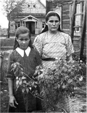 Сельские девушки д Олыпаны Столинского района Брестской области 1953 г Фото - фото 7