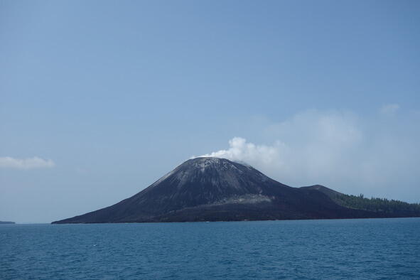 Вулкан Кракатау Но наибольшее количество жертв было во время извержения вулкана - фото 6