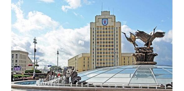 Фото 9 Минск Перед Домом Правительства Республики Беларусь Песняры - фото 13