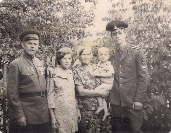 Фото 11 Первый летний отпуск встречаю с родителями На мотив песни Высоцкого - фото 15