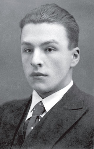 Студент 3го курса МГУ Ф Зигель в возрасте 20 лет 1940 год В августе 1953 - фото 2