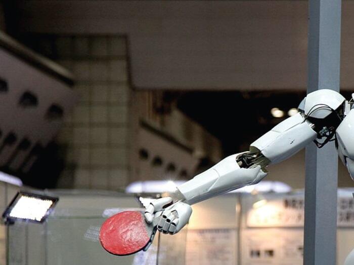 Робот Топио для игры в настольный теннис Токийская международная выставка - фото 46