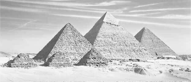 Пирамиды Гизы были построены около 2500 г до н э Высота Великой пирамиды 147 - фото 2