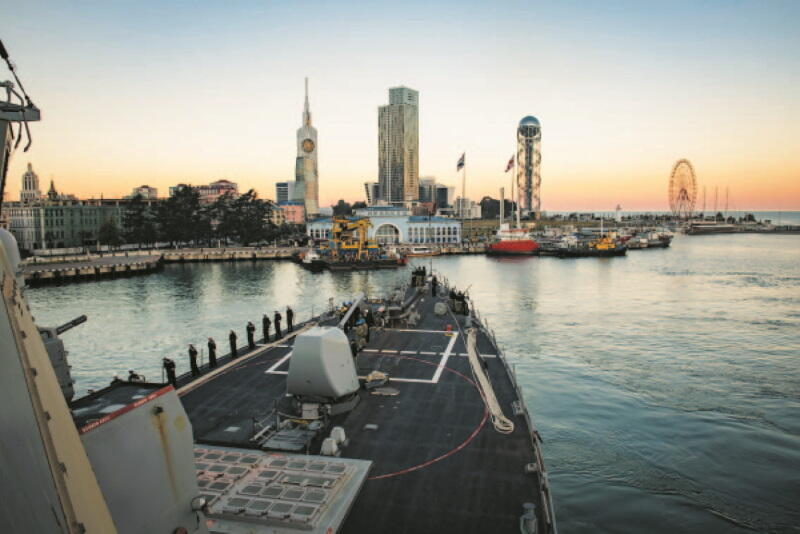 Заход ЭМ УРО Дональд Кук ВМС США в Батуми январь 2019 года Приложение 4 - фото 39