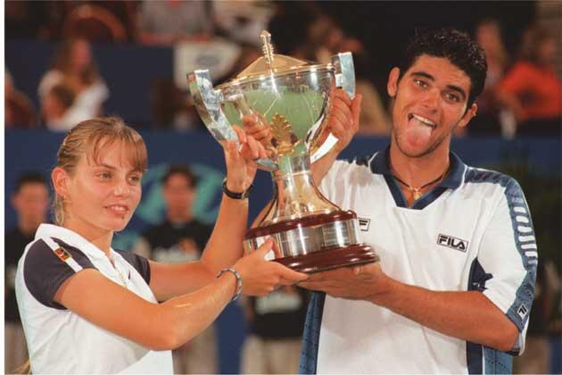 Январь 1999 Перт Австралия Мы с Марком Филиппуссисом выиграли Кубок Хопмана - фото 16