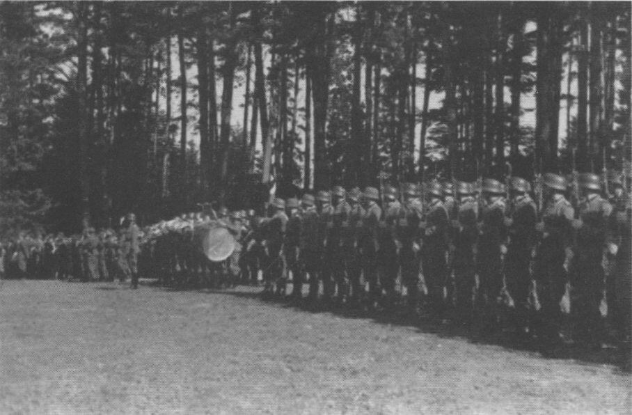 Присяга добровольців дивізії військ СС Галичина Гайделяґер Дивізія військ - фото 2