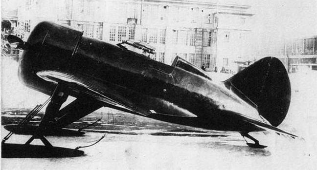 Первый опытный ЦКБ12 с двигателем М22 во дворе Центрального Конструкторского - фото 7