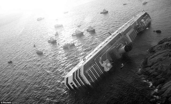 А это тот же корабль после катастрофы 13 января Солженицын будучи глубоко - фото 169