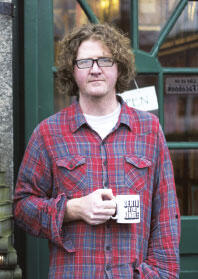 ШОН БАЙТЕЛЛ владелец книжного магазина The Bookshop в шотландском Уигтауне - фото 2