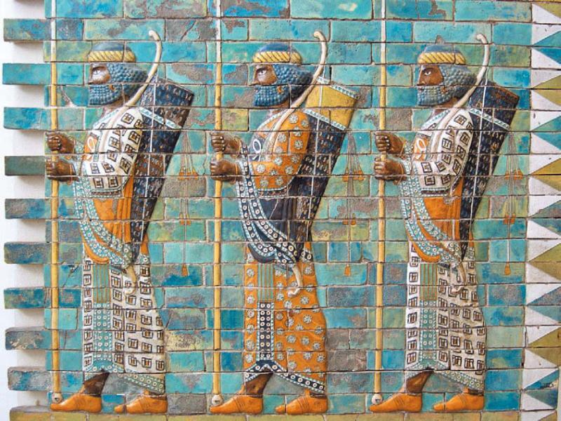 Лучники персидской гвардии Фриз из дворца Артаксеркса II Но в истории есть - фото 6
