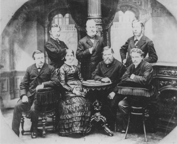 The Topf family in the early twentieth century COURTESY OF NIKOLA KUZMANIC - фото 3