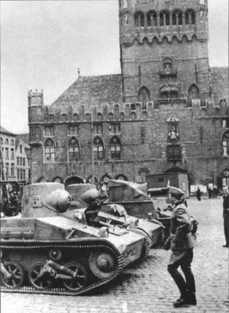 Трофейная бельгийская бронетехника танки Т15 и самоходная артустановка Т13 - фото 7