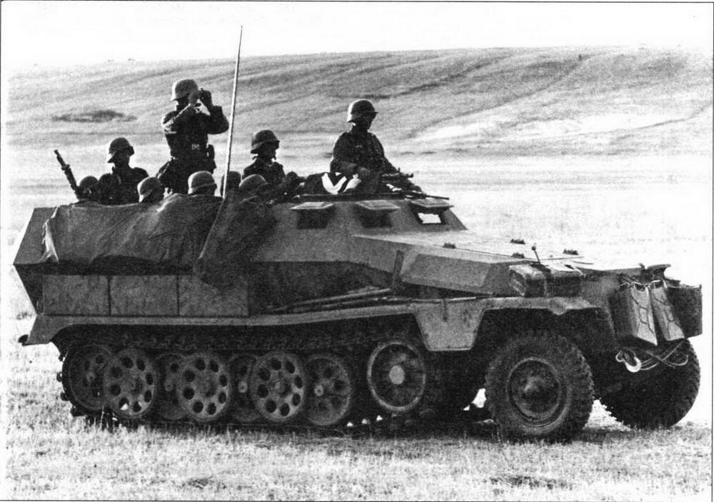 Бронетранспортер SdKfz251 AusfC Восточный фронт 1941 год Задача пехоты - фото 1