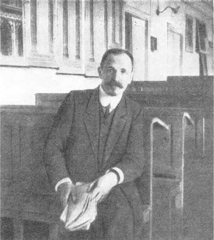Б Л Розинг в аудитории Женского политехнического института 1916 г К своей - фото 5
