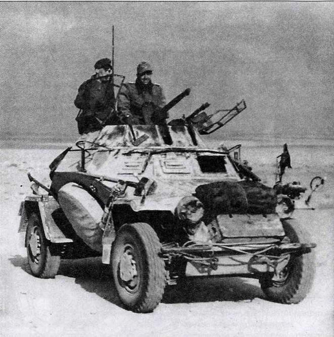 Бронеавтомобиль SdKfz222 в ливийской пустыне 1941 год Сетчатые экраны - фото 15
