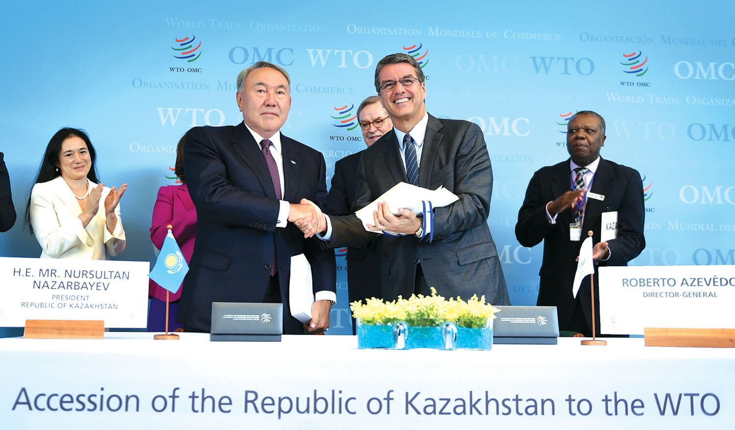 Казахстан принят во Всемирную торговую организацию На площадке - фото 150