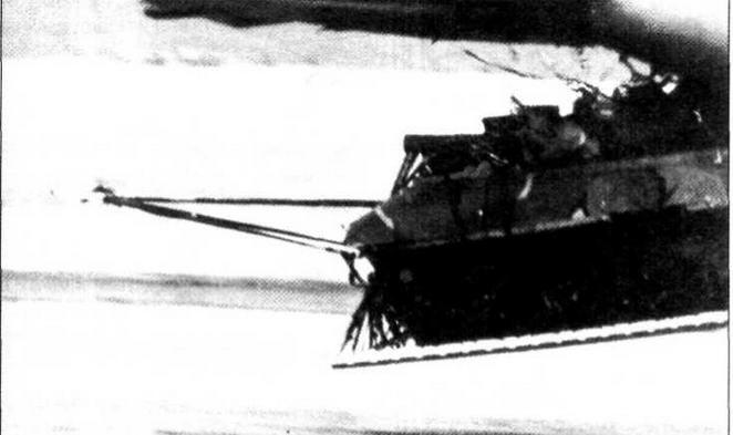 Десантирование танка М551 Шеридан с помощью вытяжной системы LAPES с летящего - фото 20
