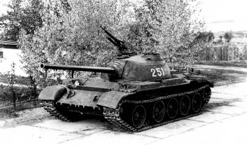 Классическая пятьдесятчетверка средний танк Т543 обр1951 г Т54А - фото 18