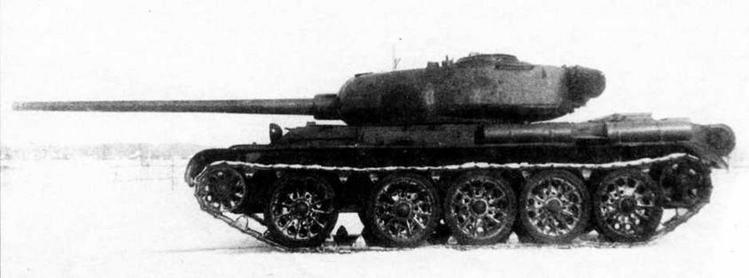 Первый прототип танка Т54 вооруженный 100мм пушкой Д10 Март 1945 года - фото 7