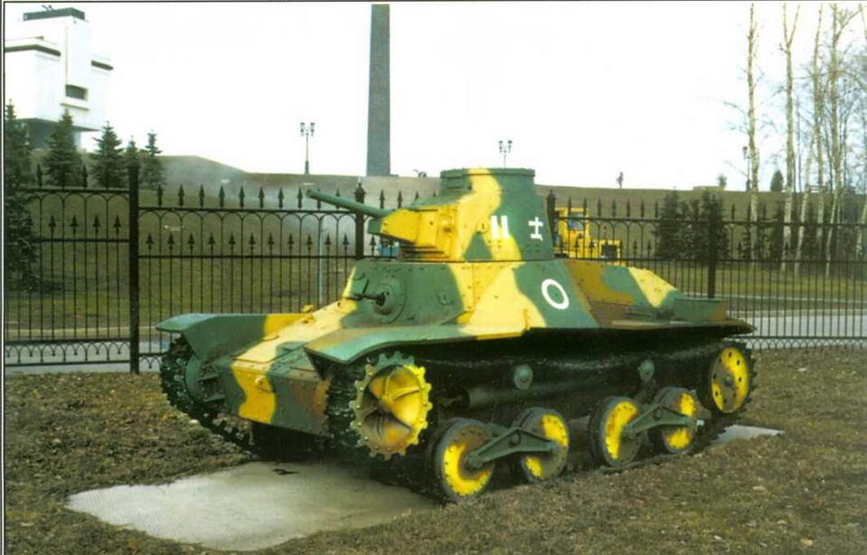 Танк Хаго в Музее Великой Отечественной войны в Москве Танк Хаго перед - фото 64