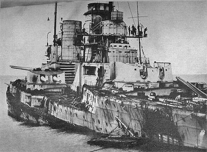 Немецкий линейный крейсер Зейдлиц поврежденный в Ютландском сражении 1916 - фото 34