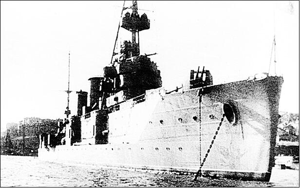 Советский легкий крейсер Черноморского флота Червона Украина 1941 г - фото 14