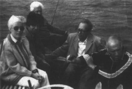 Е Войскунский и Доля Адольф Войскунский на яхте в Калининградском заливе - фото 34