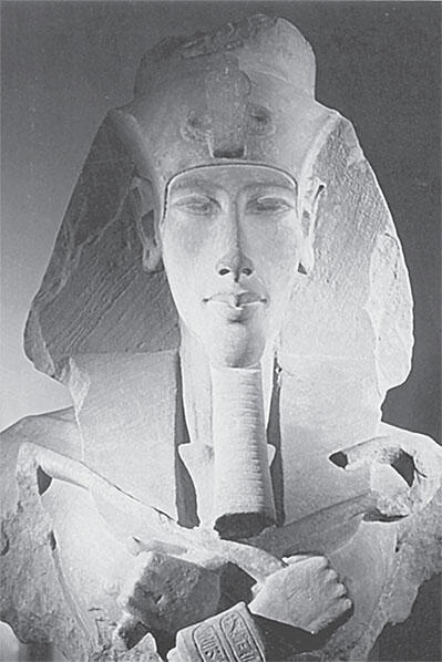 Эхнатон остается одной из самых загадочных фигур мировой истории Приходится - фото 1