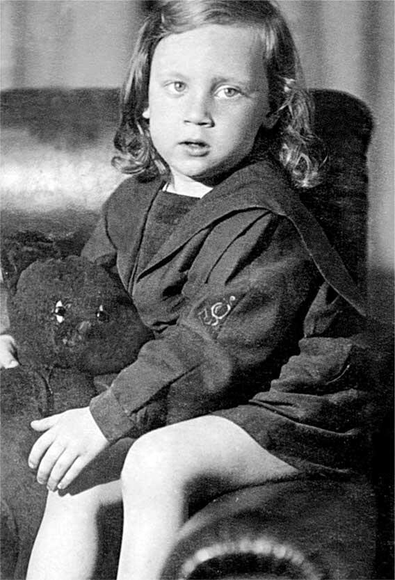Владимир Высоцкий в детстве 1940е гг Москва июль 1941 г Москва в начале - фото 5