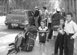 Работа на фестивале не бей лежачего Уйгурские хелперы помогают застопить - фото 7