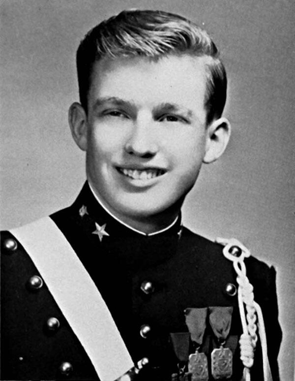 Дональд Трамп в военной академии Когда Дональду исполнилось 13 лет отец - фото 3