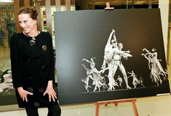 Майя Михайловна на фотовыставке посвященной ее творчеству После Левши - фото 8