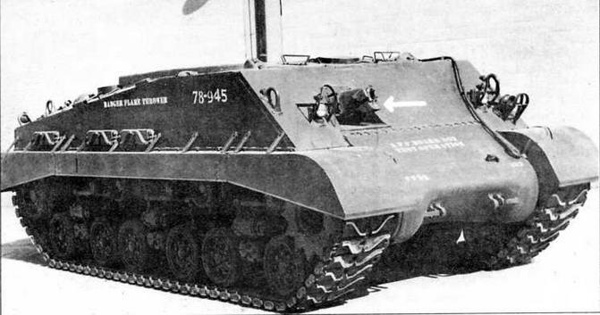 Средний огнеметный танк Шерман Бэджер Выстрел огнесмесью из танка Шерман - фото 102