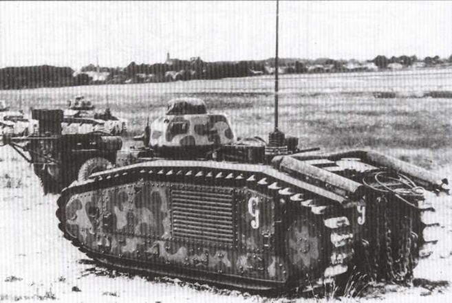 Танк В1 37го танкового батальона на поле боя в Шампани май 1940 года - фото 14