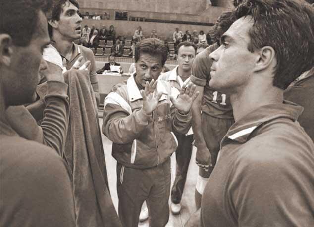 Хулио Веласко и его первая сборная итальянская Карч Кирай капитан сборной - фото 47