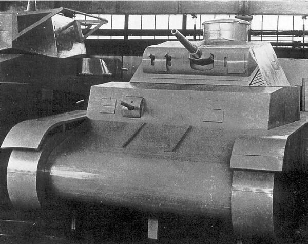 Деревянный макет танка BW в натуральную величину изготовленный в 1934 году - фото 6