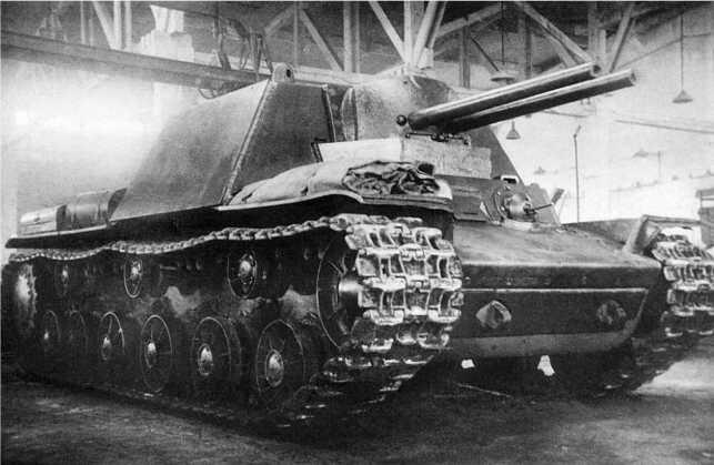 Второй вариант КВ7 с двумя 76мм орудиями в цеху завода 100 Челябинск - фото 26