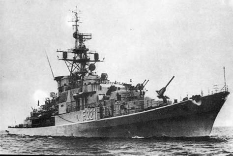 В 1959 г в состав флота Федеративной Республики Германии вошел фрегат Эмден - фото 40