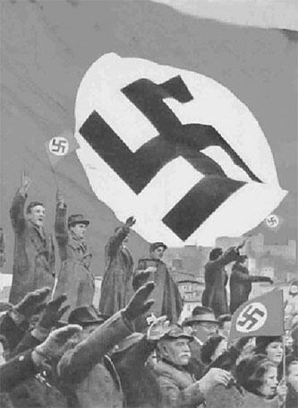 Также не столь сильно Гитлера заботила и сама суть пропаганды ее фактический - фото 2