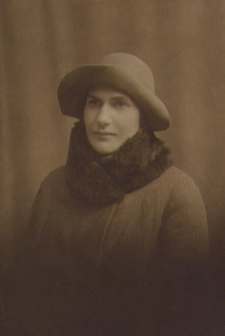 Мама Столярова Анастасия Эдуардовна 1930е Моя мать Анастасия Эдуардовна - фото 4