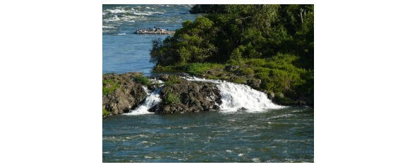 Начало Нила Кампала Уганда Ниже первых порогов Нил нес свои воды строго на - фото 1