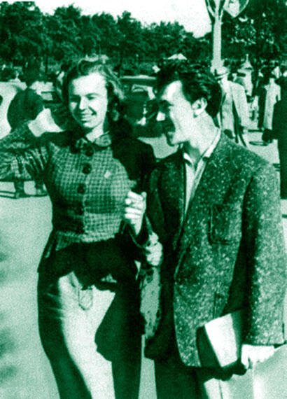 Иза и Володя в парке Сокольники 1957 г Наша с Волчонком свадьба отдельная - фото 4