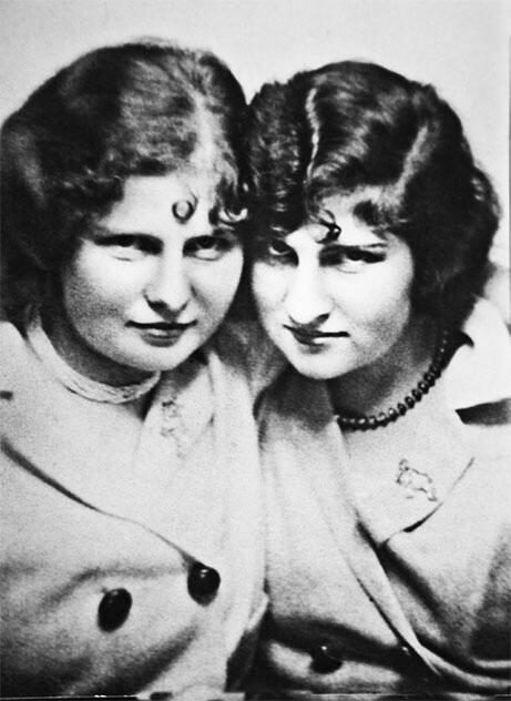 Эльза и Лотшин 1926 год Эльза и ее муж Герман 1933 год Гейнц 1930 год - фото 21