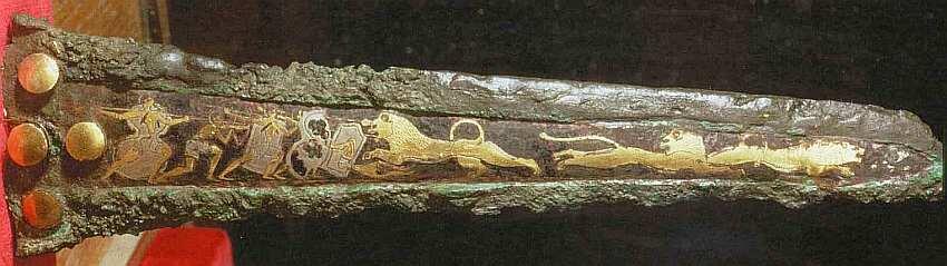 Микенский кинжал XVI век до н э Бронза золото В микенских гробницах были - фото 22