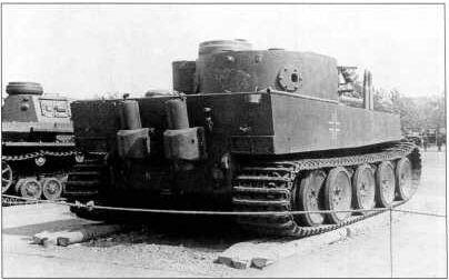 Тигр I 502го батальона тяжелых танков вермахта Тактический номер машины - фото 3