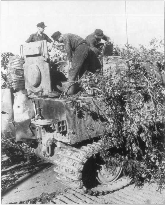 Ремонт танка Тигр I номер 231 Нормандия лето 1944 года Ти - фото 219
