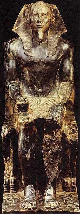 Триада Менкаура Гиза храм Менкаура IV династия правление Менкаура 24942472 - фото 21