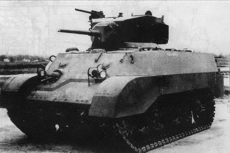 Легкий танк M3A3 на Абердинском полигоне 1942 год M3A3 Stuart V В апреле - фото 18